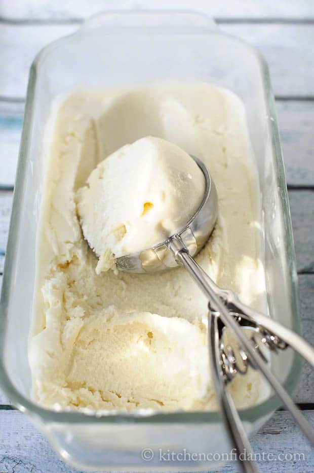 Lemon Frozen Yogurt Ripieno