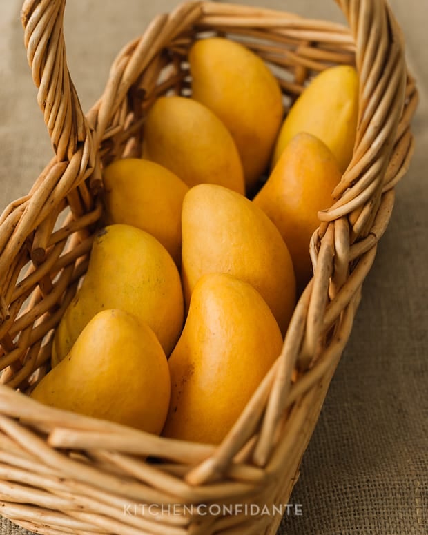 Basket of fresh mangoes.