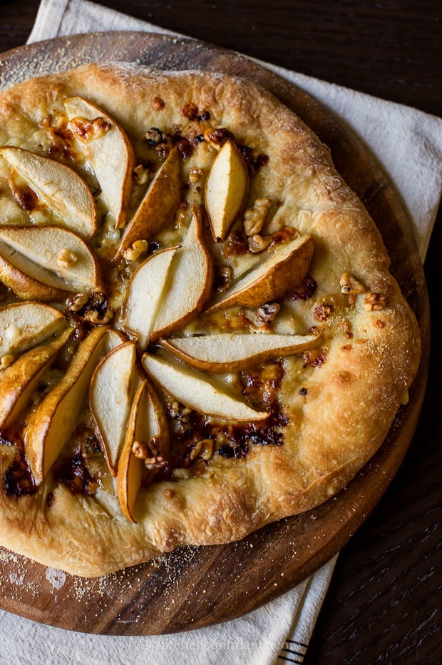 Pear & Walnut Gorgonzola Pizza | Kitchen Confidante