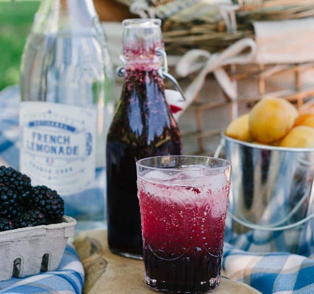 Blackberry Shrub Lemonade | www.kitchenconfidante.com