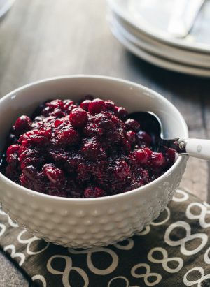 Five Little Things - November 21, 2014 | www.kitchenconfidante.com | Cranberry Chia Sauce