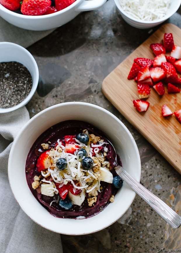 Açaí Berry Bowl | Kitchen Confidante