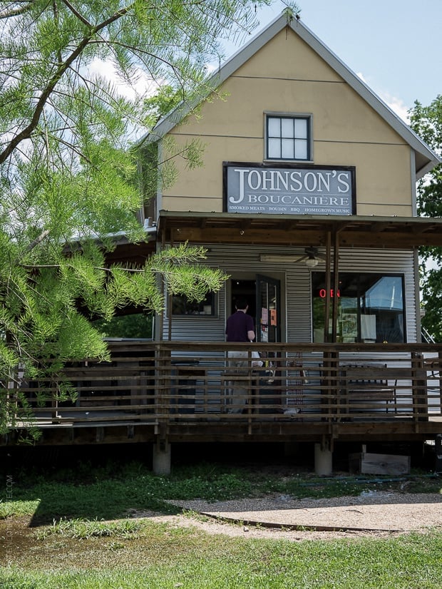 The front of Johnson's Boucaniere on Avery Island.