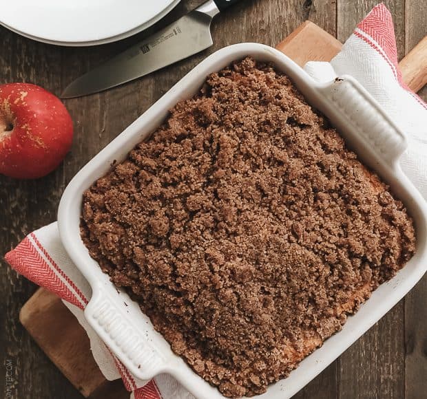 Apple Cinnamon Crumb Cake | wwwkitchenconfidante.com