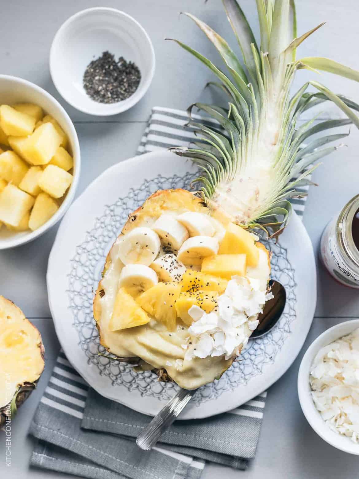 Pineapple Smoothie Bowl Kitchen Confidante