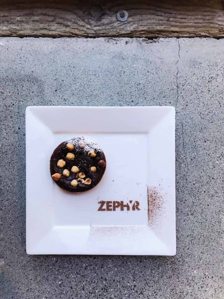 Dessert at Zephyr Showroom and the Zephyr Designer Retreat. #sponsored by Zephyr Ventilation. #ZephyrDesignTribe #ZephyrDesignerRetreat2017.