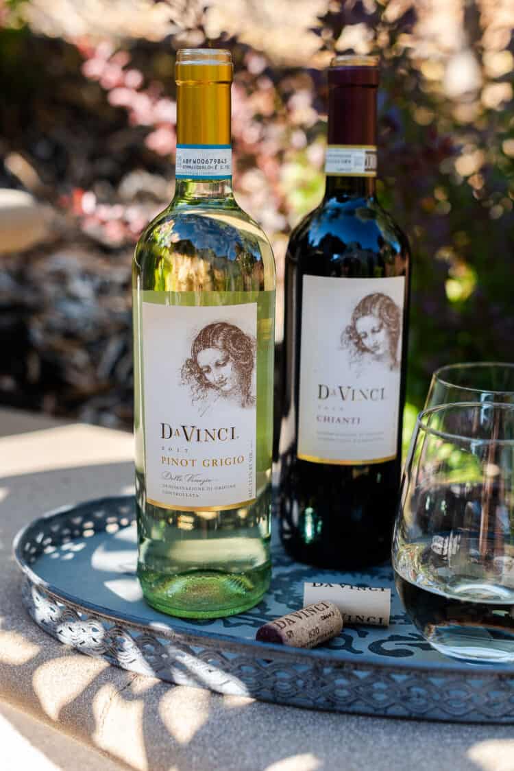DaVinci Wines on a serving tray.