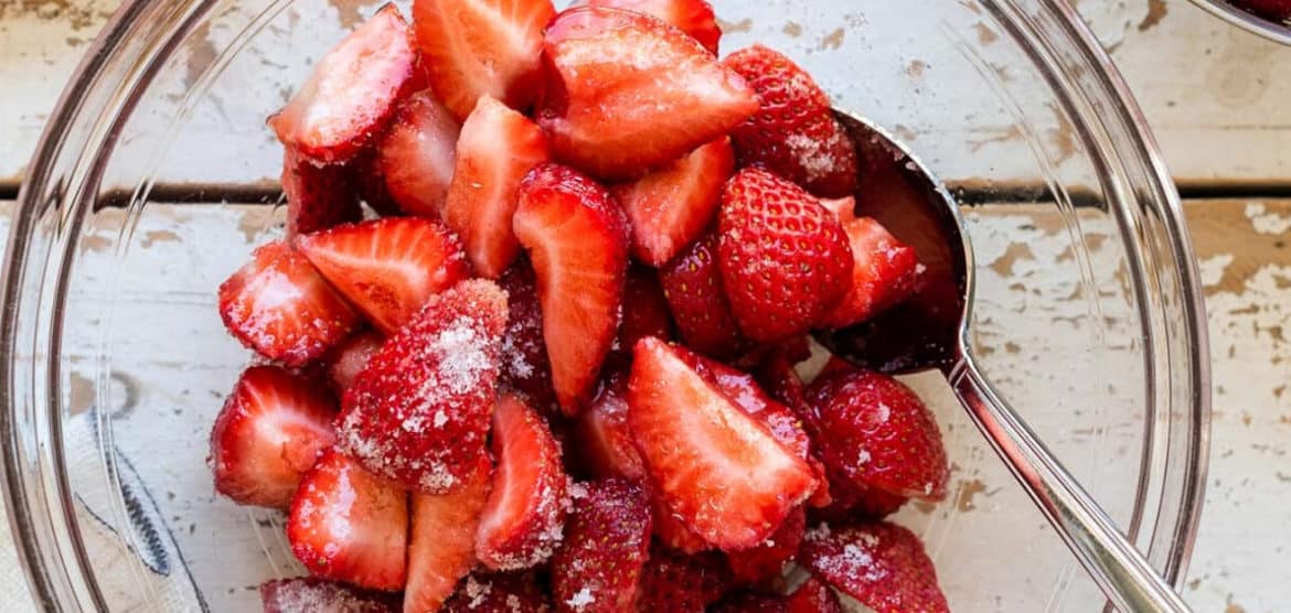 Strawberries and sugar in a bowl, one of the five little things I loved the week of March 6, 2020.