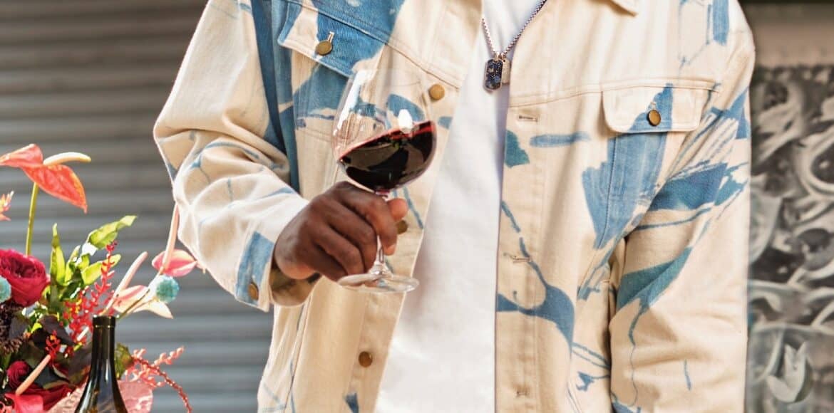 In Episode 85 of the Kitchen Confidante Podcast, Liren talks to Jermaine Stone - musician, podcaster, and founder of Cru Luv Selections, about Wine and Hip-Hop, and the similarities between the two cultures.