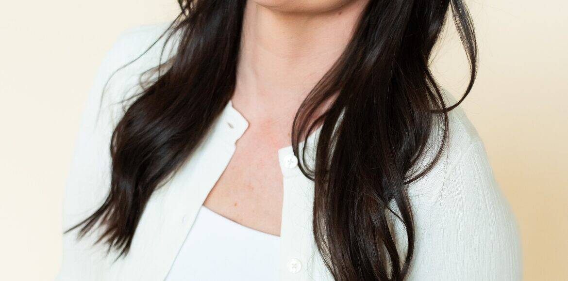 Headshot of Mamrie Hart