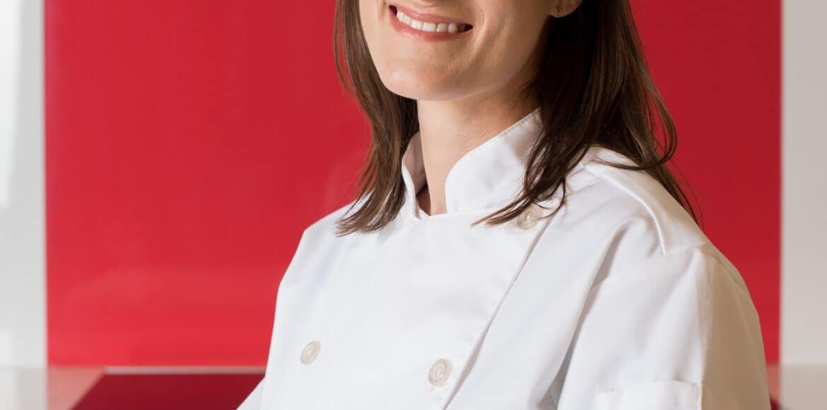 In Episode 113 of the Kitchen Confidante Podcast, Liren chats with Nicole Patel about her past career as an engineer and how she utilized that experience as she founded Delysia, becoming an award-winning chocolatier.