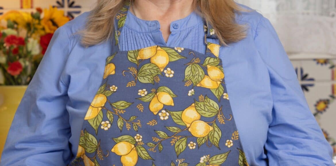 Headshot of Mary Bryant Shrader, author of The Modern Pioneer Pantry