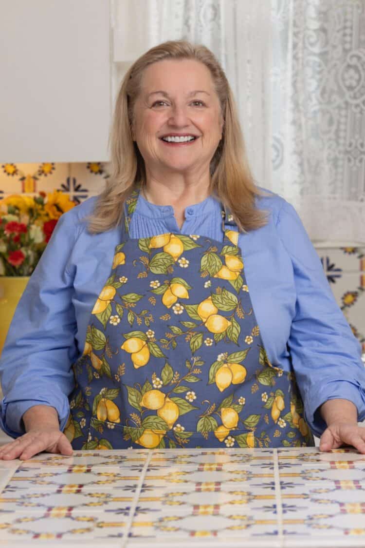 Headshot of Mary Bryant Shrader, author of The Modern Pioneer Pantry