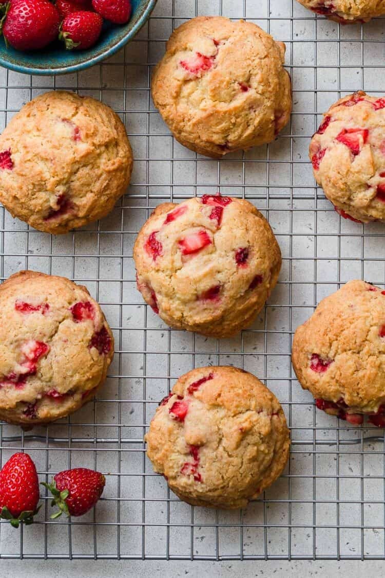 Strawberry Shortcake Cookies on a cooling rack.
