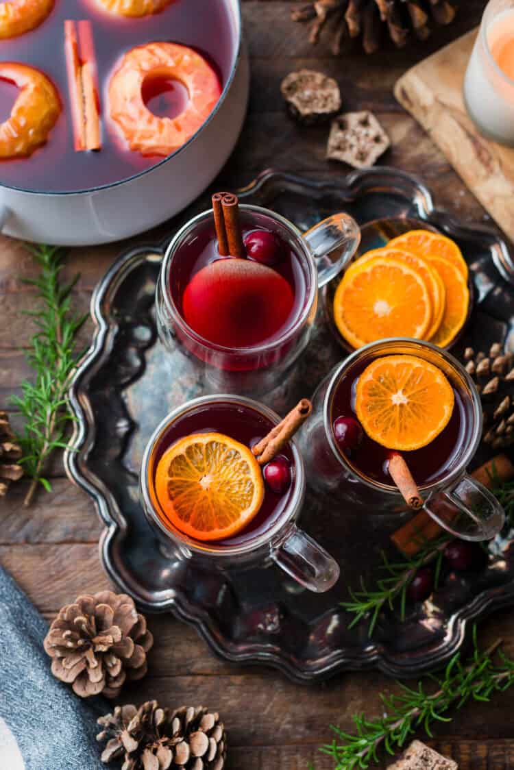 Glasses of Wassail on a serving tray.