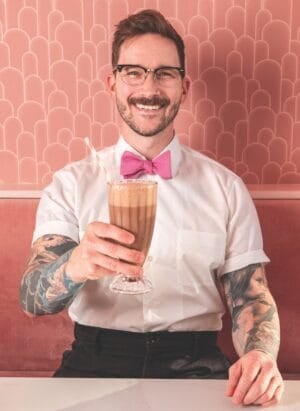 Kitchen Confidante Episode 137: Retro Recipes with Bobby Hicks